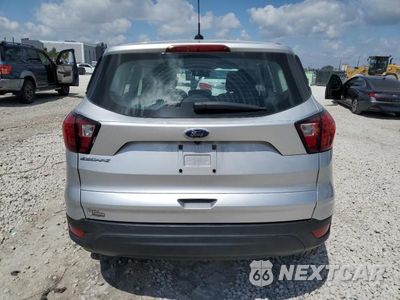 Zdjęcie 6 z 13 samochodu: 2019 FORD ESCAPE S VIN:1FMCU0F70KUC35415 - miniatura