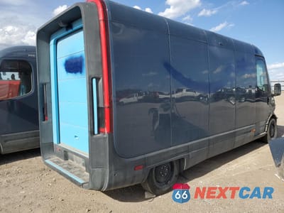 Trzecie zdjęcie samochodu z tyłu: 2023 RIVIAN EDV 700 VIN:7FCEHEB70PN005289 - miniatura