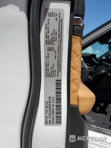 Zdjęcie 15 z 15 samochodu: 2023 JEEP GRAND CHEROKEE L SUMMIT VIN:1C4RJJEG0P8737145 - miniatura