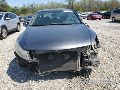 Piąte zdjęcie samochodu w środku: 2011 HONDA ACCORD LX VIN:1HGCP2F37BA054531 - miniatura