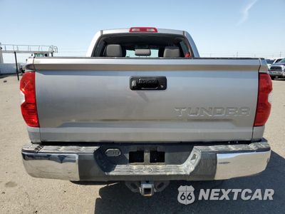 Zdjęcie 6 z 14 samochodu: 2018 TOYOTA TUNDRA CREWMAX SR5 VIN:5TFDY5F16JX730740 - miniatura