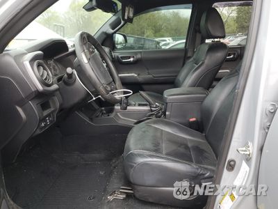 Zdjęcie 7 z 15 samochodu: 2018 TOYOTA TACOMA DOUBLE CAB VIN:3TMCZ5AN4JM188854 - miniatura