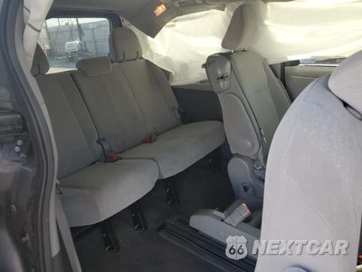 Zdjęcie 11 z 13 samochodu: 2017 TOYOTA SIENNA LE VIN:5TDKZ3DC1HS820732 - miniatura