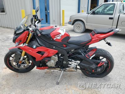 Trzecie zdjęcie samochodu z tyłu: 2016 BMW S 1000 R VIN:WB10D1206GZ696695 - miniatura