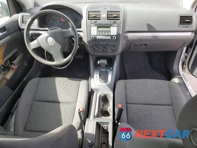 Zdjęcie 8 z 12 samochodu: 2009 VOLKSWAGEN RABBIT VIN:WVWBB71KX8W318647 - miniatura
