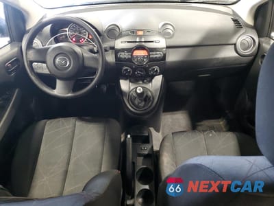 Zdjęcie 8 z 12 samochodu: 2012 MAZDA MAZDA2 VIN:JM1DE1KY2C0150739 - miniatura