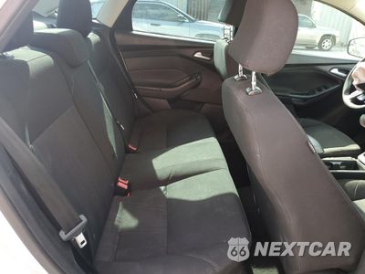 Zdjęcie 10 z 14 samochodu: 2016 FORD FOCUS SE VIN:1FADP3F2XGL282928 - miniatura