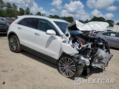 Czwarte zdjęcie samochodu z boku: 2024 CADILLAC XT4 PREMIUM LUXURY VIN:1GYFZCR47RF101029 - miniatura