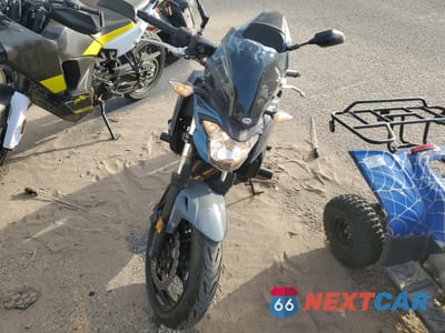 Drugie zdjęcie samochodu z przodu: 2019 KAWASAKI ER650 H VIN:JKAEREH12KDA37808 - miniatura