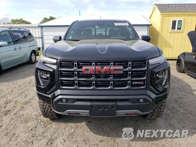 Piąte zdjęcie samochodu w środku: 2024 GMC CANYON AT4 VIN:1GTP6DEK2R1288724 - miniatura