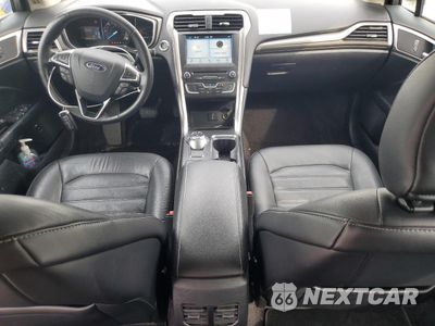 Zdjęcie 8 z 12 samochodu: 2017 FORD FUSION SE HYBRID VIN:3FA6P0LU1HR359685 - miniatura
