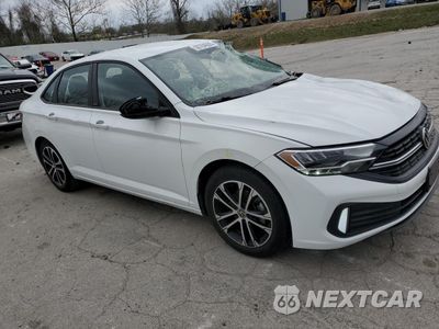 Czwarte zdjęcie samochodu z boku: 2023 VOLKSWAGEN JETTA SPORT VIN:3VWBM7BU0PM022431 - miniatura
