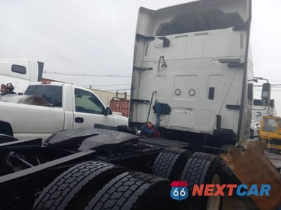 Czwarte zdjęcie samochodu z boku: 2013 INTERNATIONAL PROSTAR VIN:1HSDHSJR2DJ152209 - miniatura