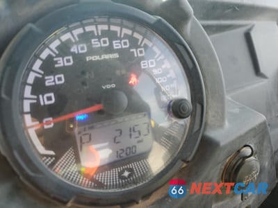 Zdjęcie 8 z 11 samochodu: 2017 POLARIS RZR 4 900 EPS VIN:3NSVCE873HH006564 - miniatura