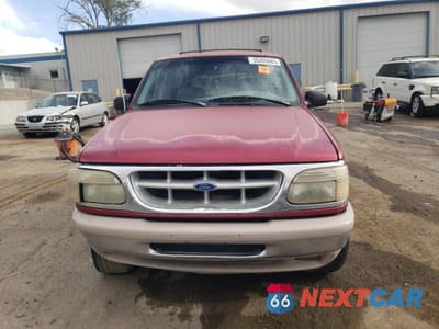 Piąte zdjęcie samochodu w środku: 1995 FORD EXPLORER VIN:1FMDU34XXSZB91161 - miniatura