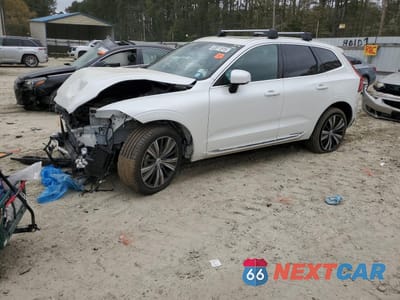 2023 VOLVO XC60 PLUS YV4L12RN6P1205313 - główne zdjęcie licytacji z USA - miniatura