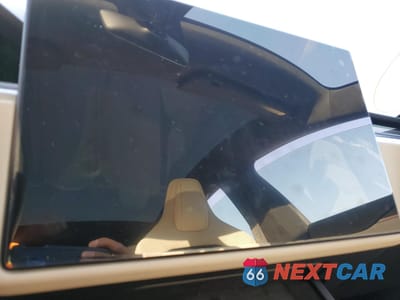 Zdjęcie 9 z 13 samochodu: 2025 TESLA MODEL S VIN:5YJSA1E66SF548050 - miniatura