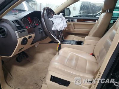 Zdjęcie 7 z 12 samochodu: 2010 VOLKSWAGEN TOUAREG V6 VIN:WVGBF7A97AD001679 - miniatura
