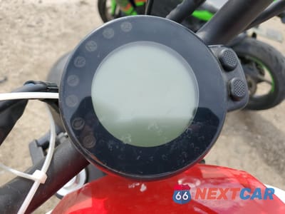 Zdjęcie 7 z 9 samochodu: 2021 YAMAHA XSR700 VIN:JYARM21E7MA001465 - miniatura