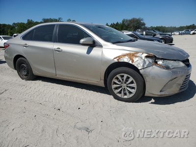 Czwarte zdjęcie samochodu z boku: 2015 TOYOTA CAMRY LE VIN:4T1BF1FK2FU107067 - miniatura