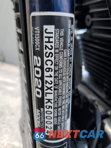 Zdjęcie 9 z 10 samochodu: 2020 HONDA VT1300 CX VIN:JH2SC612XLK500024 - miniatura