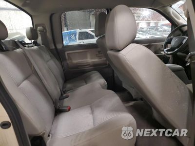 Zdjęcie 10 z 13 samochodu: 2011 DODGE DAKOTA SLT VIN:1D7RE3GK3BS586112 - miniatura