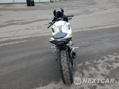 Czwarte zdjęcie samochodu z boku: 2021 HONDA CBR500 RA VIN:MLHPC6254M5200824 - miniatura