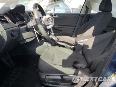 Zdjęcie 7 z 12 samochodu: 2015 VOLKSWAGEN JETTA BASE VIN:3VW2K7AJ4FM281001 - miniatura