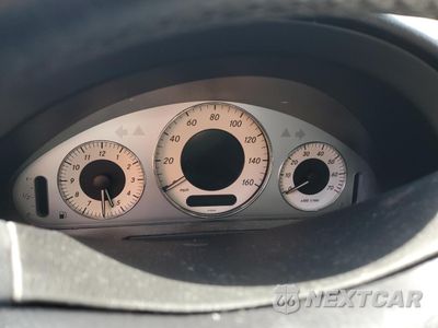 Zdjęcie 9 z 12 samochodu: 2007 MERCEDES-BENZ E 350 VIN:WDBUF56X37B087844 - miniatura