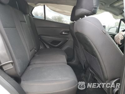 Zdjęcie 11 z 15 samochodu: 2019 CHEVROLET TRAX LS VIN:3GNCJKSB5KL377862 - miniatura