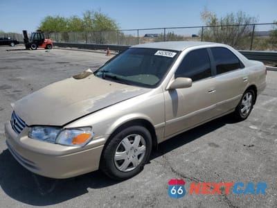 2000 TOYOTA CAMRY CE JT2BG22K7Y0476345 - główne zdjęcie licytacji z USA - miniatura
