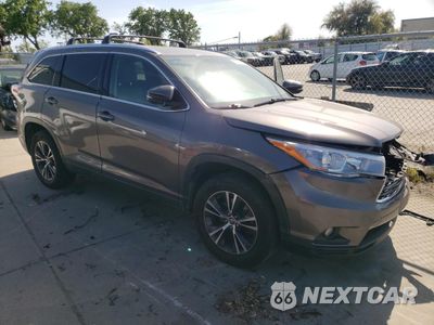 Czwarte zdjęcie samochodu z boku: 2016 TOYOTA HIGHLANDER XLE VIN:5TDKKRFHXGS150581 - miniatura