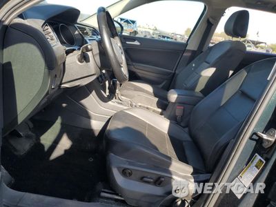 Zdjęcie 7 z 14 samochodu: 2019 VOLKSWAGEN TIGUAN SE VIN:3VV2B7AXXKM128562 - miniatura