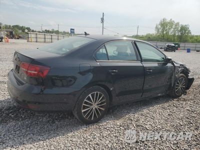 Trzecie zdjęcie samochodu z tyłu: 2016 VOLKSWAGEN JETTA SPORT VIN:3VWD17AJ6GM407808 - miniatura