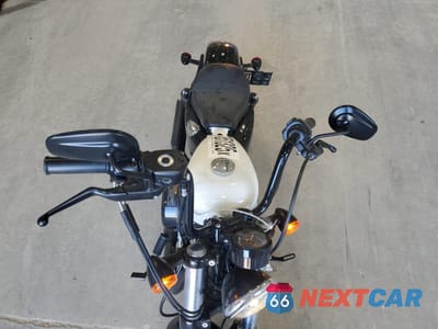 Piąte zdjęcie samochodu w środku: 2018 HARLEY-DAVIDSON XL1200 XS VIN:1HD1LR32XJC426936 - miniatura