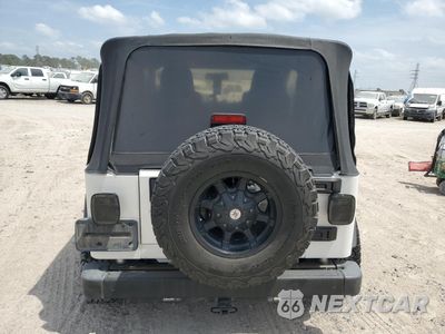 Zdjęcie 6 z 12 samochodu: 2004 JEEP WRANGLER X VIN:1J4FA39S24P798120 - miniatura