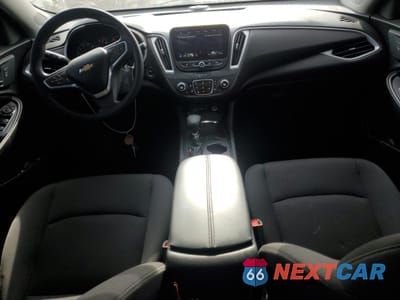 Zdjęcie 8 z 13 samochodu: 2023 CHEVROLET MALIBU LT VIN:1G1ZD5ST8PF188279 - miniatura