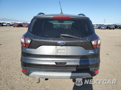 Zdjęcie 6 z 16 samochodu: 2018 FORD ESCAPE SE VIN:1FMCU0GD5JUD22018 - miniatura