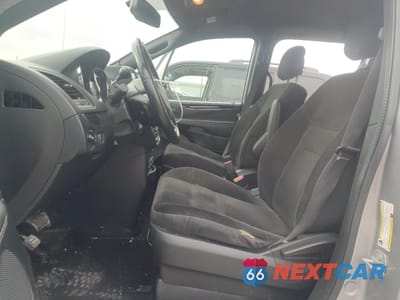 Zdjęcie 7 z 17 samochodu: 2018 DODGE GRAND CARAVAN SE VIN:2C4RDGBG1JR184225 - miniatura