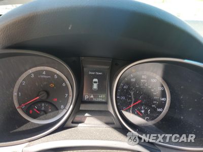 Zdjęcie 9 z 14 samochodu: 2016 HYUNDAI TUCSON LIMITED VIN:KM8J3CA49GU243481 - miniatura