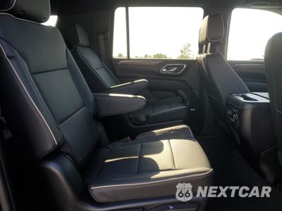 Zdjęcie 12 z 15 samochodu: 2024 CHEVROLET SUBURBAN K1500 PREMIER VIN:1GNSKFKD4RR372611 - miniatura