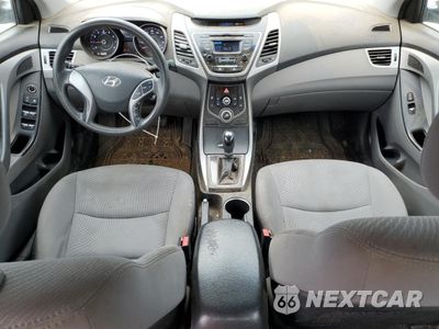 Zdjęcie 8 z 12 samochodu: 2015 HYUNDAI ELANTRA SE VIN:5NPDH4AE1FH641150 - miniatura