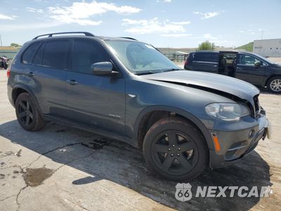 Czwarte zdjęcie samochodu z boku: 2013 BMW X5 XDRIVE35I VIN:5UXZV4C5XD0B23190 - miniatura