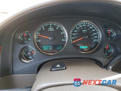 Zdjęcie 9 z 14 samochodu: 2013 CHEVROLET AVALANCHE LTZ VIN:3GNTKGE70DG126292 - miniatura