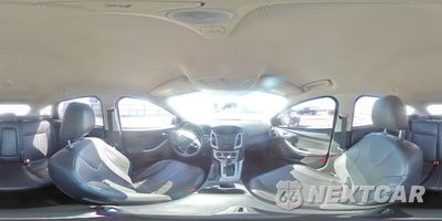 Zdjęcie 13 z 14 samochodu: 2014 FORD FOCUS SE VIN:1FADP3K21EL294565 - miniatura