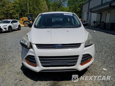 Piąte zdjęcie samochodu w środku: 2015 FORD ESCAPE S VIN:1FMCU0F79FUA45604 - miniatura