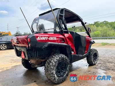 Czwarte zdjęcie samochodu z boku: 2018 CAN-AM COMMANDER 800R XT VIN:3JBKKAN25JJ000078 - miniatura