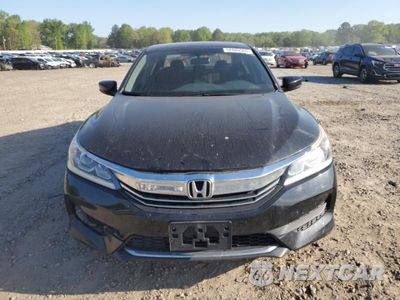 Piąte zdjęcie samochodu w środku: 2017 HONDA ACCORD LX VIN:1HGCR2F33HA205089 - miniatura