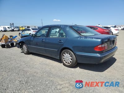 Drugie zdjęcie samochodu z przodu: 2000 MERCEDES-BENZ E 320 VIN:WDBJF65J1YB151080 - miniatura