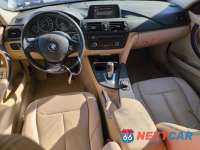 Zdjęcie 8 z 13 samochodu: 2012 BMW 328 I VIN:WBA3A5G5XCNP17664 - miniatura